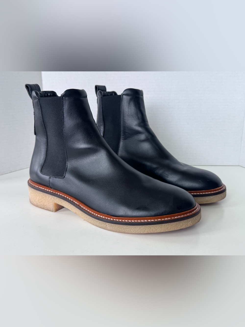 Everlane The Chelsea Boot Leather Black Women’s Size 9.5 - Picture 2 of 11
